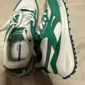 Reebok Women's Galaxy16 Classic Nylon Vintage Sneakers  Size 7